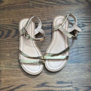 Girls gold Metallic Sandals